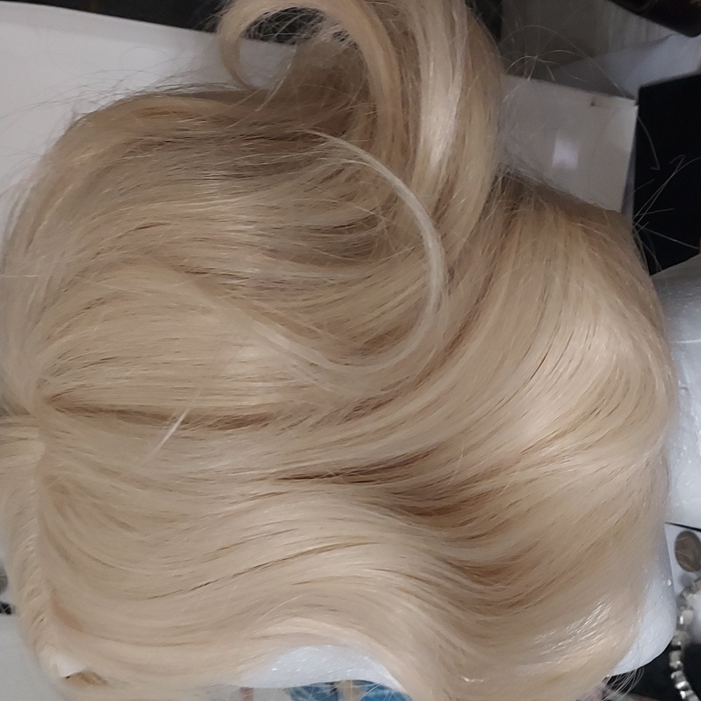 Hair topper - Picture 2 of 6